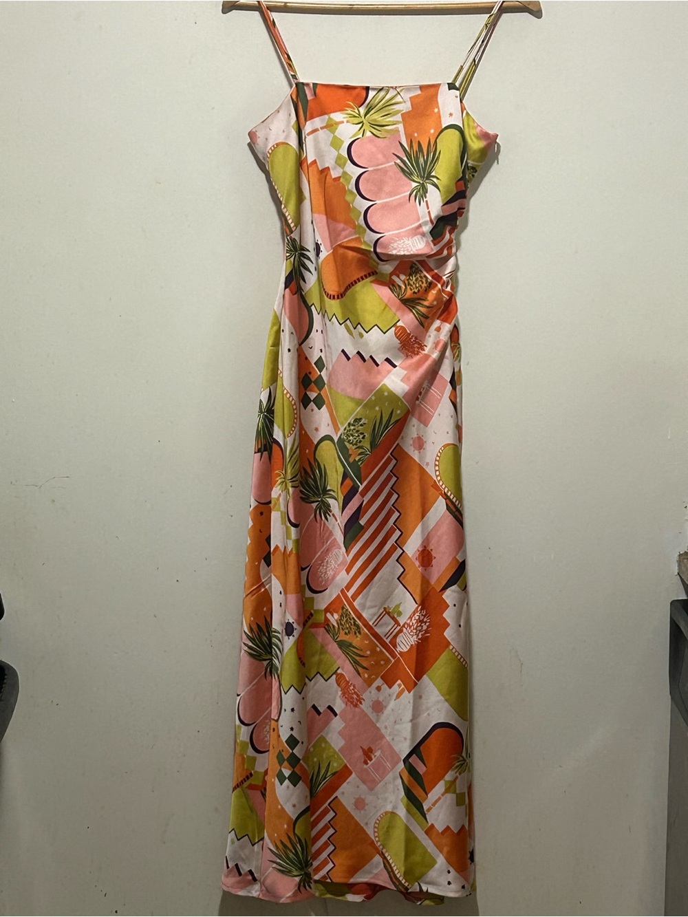 NWT summer festive dress House of Harlow